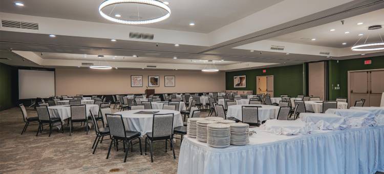莫纳克酒店&会议中心(Hilton Garden Inn Clackamas Portland)图片