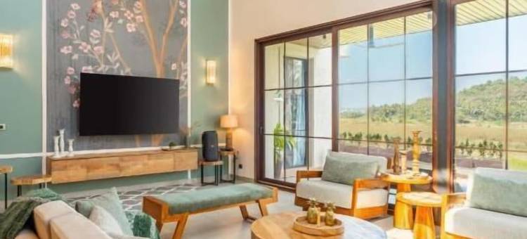 ELIVAAS四卧室豪华别墅，带私人泳池，维拉维尔德，班扬布利斯(Elivaas 4BHK Luxury Villa with Pvt Pool, Villa Verde, the Banyan Bliss)图片