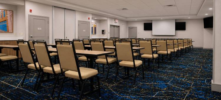 牛津会议中心欢朋酒店(Hampton Inn Oxford/Conference Center)图片