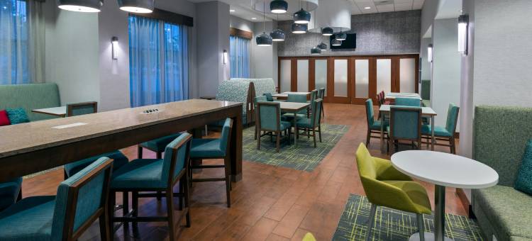 欢朋酒店加温斯顿撒勒姆/大学区(Hampton Inn & Suites Winston-Salem/University Area)图片