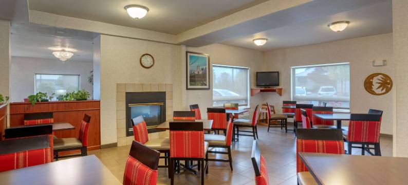 舒适套房酒店(Comfort Inn & Suites Salem)图片