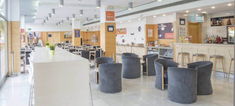 瓦伦西亚博奈尔智选假日酒店(Holiday Inn Express VALENCIA - BONAIRE by IHG)图片