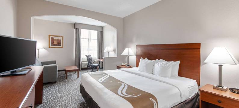 品质套房酒店(Quality Suites Austin)图片