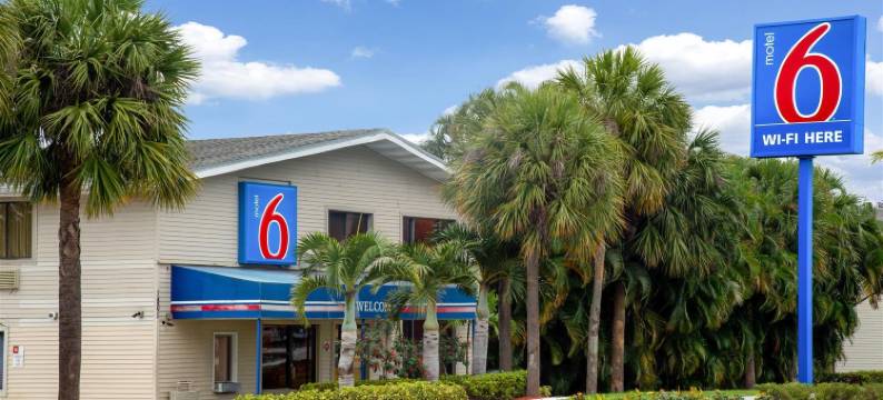 劳德代尔堡6号汽车旅馆(Motel 6 Fort Lauderdale, FL)图片