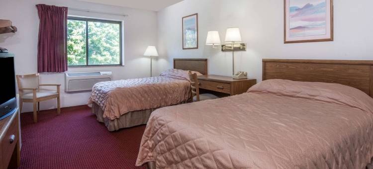 新伦敦速8酒店(Super 8 by Wyndham Groton)图片