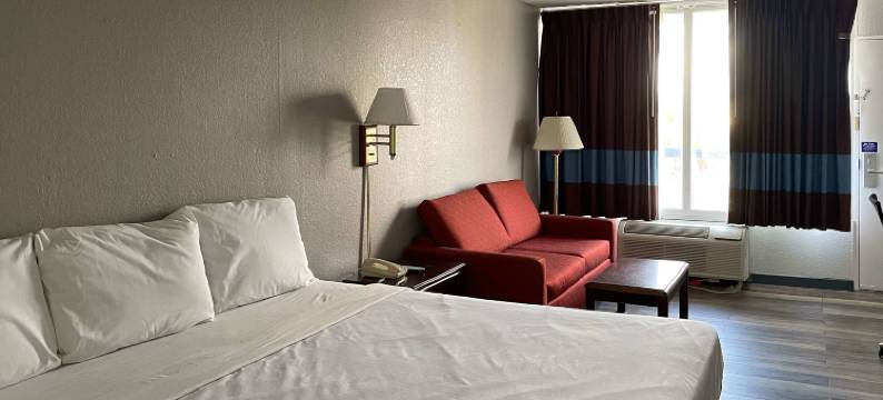 佛罗里达玛丽安娜 6 号汽车旅馆(Motel 6 Marianna, FL)图片