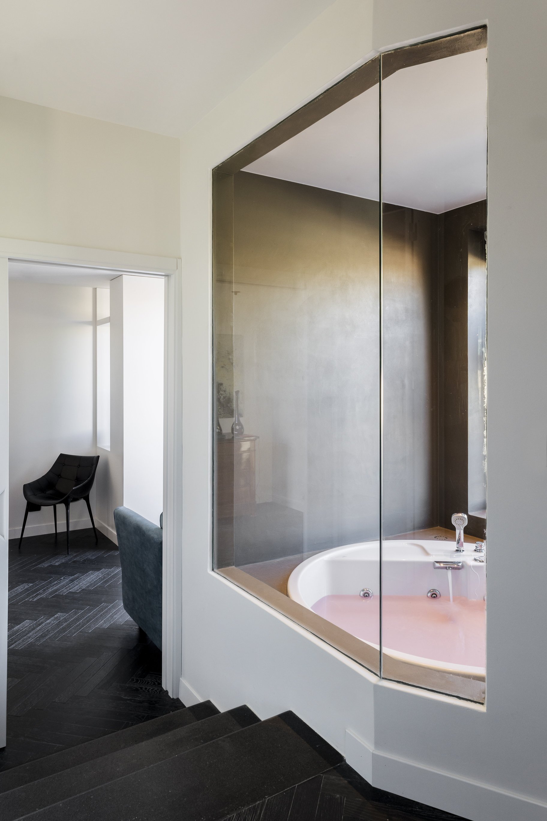 Hotel Plaza Opéra Over view