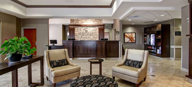 柯奈尔塔拉赫拉拜彻酒店(Canalta Lac la Biche)图片