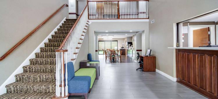 格鲁吉亚坎顿凯艺套房酒店(Quality Inn & Suites Canton, GA)图片