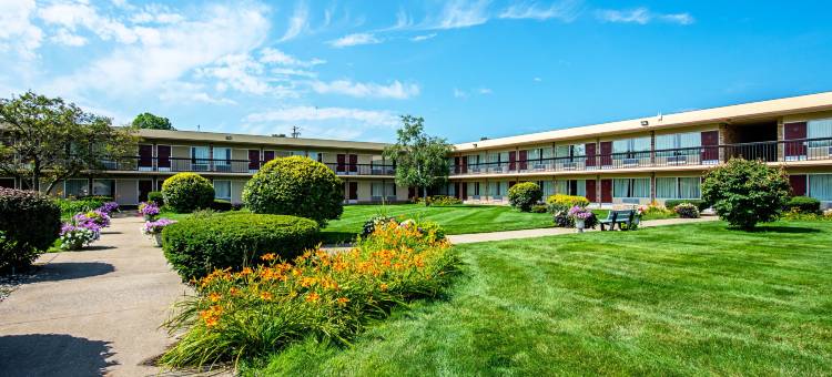 HomeTowne Studios Battle Creek图片