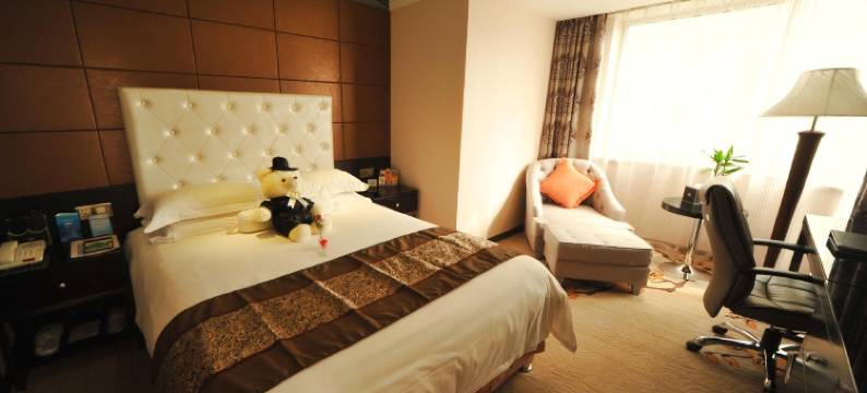 上海CJ西季酒店(长寿路武宁路地铁站店)图片