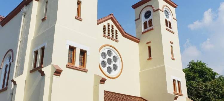 POP!酒店-雅加达帕萨巴鲁(Pop! Hotel Pasar Baru Jakarta)图片