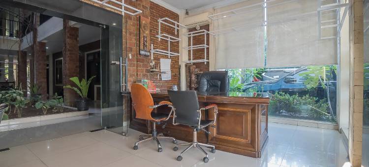 剑桥市广场附近瑞德多兹普拉斯酒店 2 号(RedDoorz Plus Near Cambridge City Square 2)图片