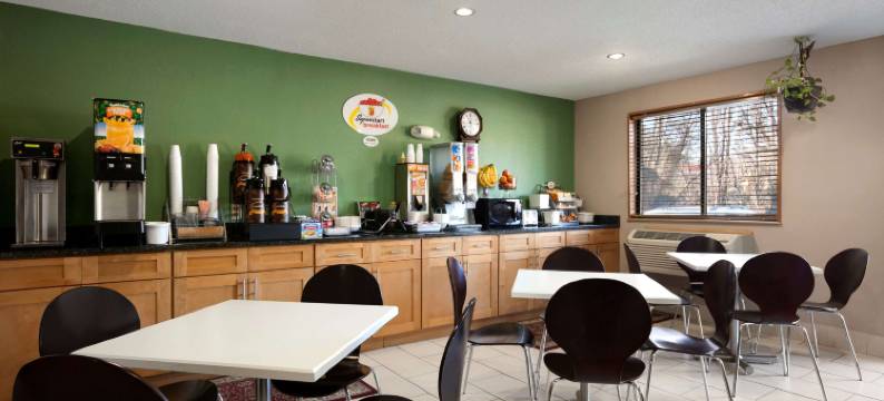 里士满-钱伯莱恩路温德姆速8酒店(Super 8 by Wyndham Richmond/Chamberlayne Rd)图片