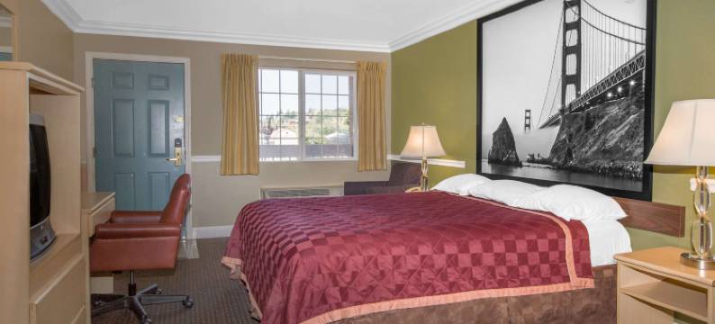 海沃德市中心速8酒店(Super 8 by Wyndham Hayward Downtown)图片