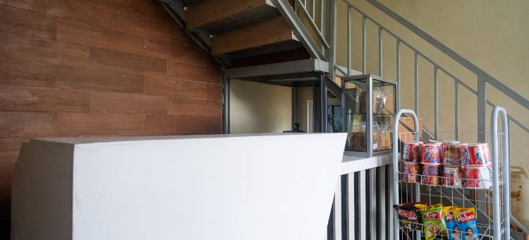 近北加浪岸收费站出口红多兹酒店(RedDoorz Near Exit Tol Pekalongan)图片