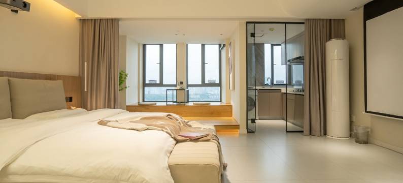 候鸟HOME设计师白鹤公馆店民宿(长江北路分店)图片