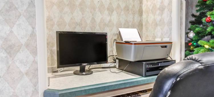 红鹿6号汽车旅馆(Motel 6 Red Deer, AB)图片