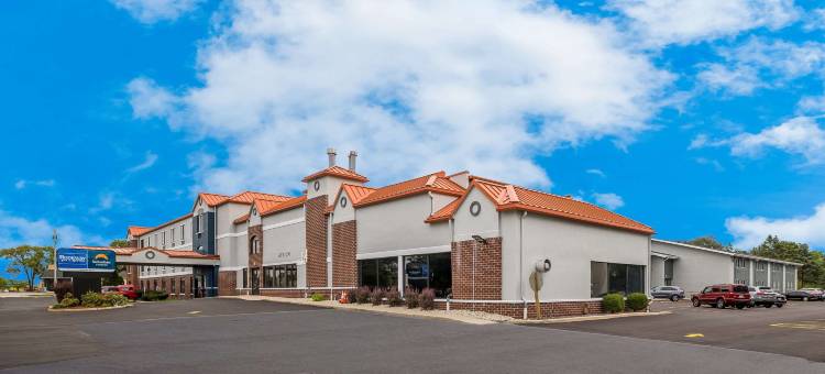 都会工作室密尔沃基机场(Suburban Studios Milwaukee Airport)图片