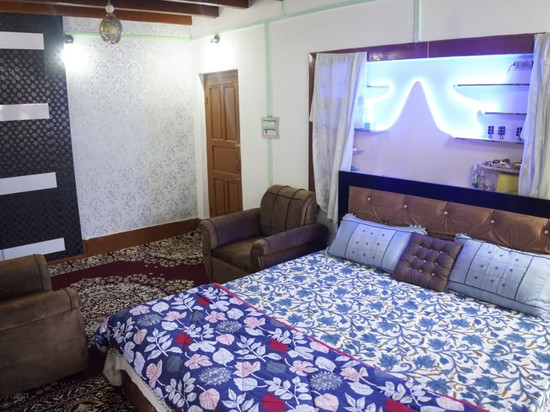 Wani Guest House