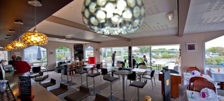 布里特酒店圣萨姆森高尔夫酒店(Brit Hotel Golfhotel Saint Samson)图片