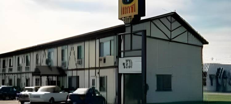 西法戈主干道速8酒店(Super 8 by Wyndham West Fargo Main Ave ND)图片