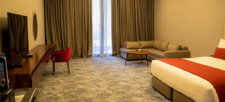 埃尔比勒32公园温德姆华美达酒店及套房(Ramada Hotel & Suites by Wyndham Erbil 32 Park)图片