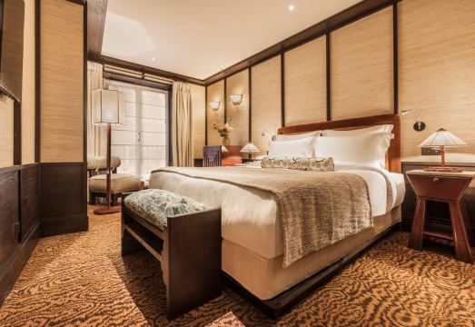 Hotel HanaHotel Overview