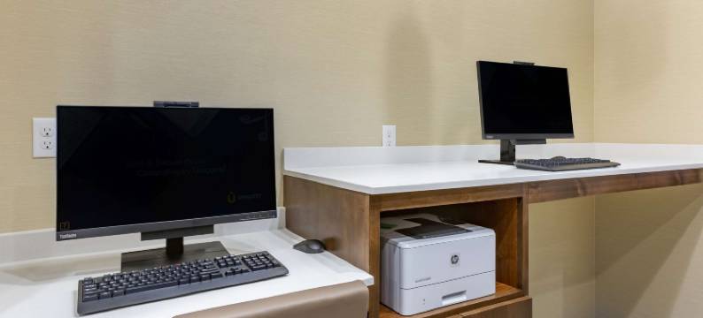 阿尔伯克基机场舒适套房酒店(Comfort Suites Albuquerque Airport)图片