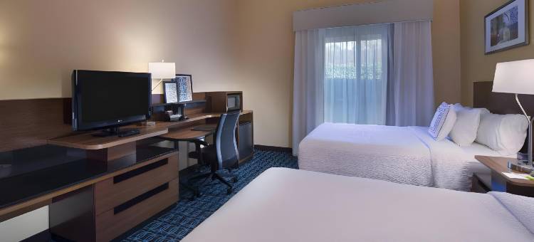 提夫顿万枫套房酒店(Fairfield Inn & Suites Tifton)图片