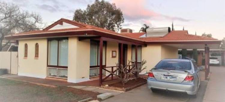 2Br House in West Lamington图片