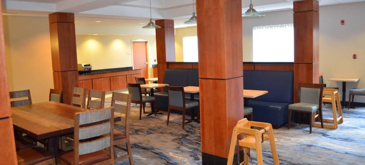 苏圣玛丽万枫套房酒店(Fairfield Inn & Suites Sault Ste. Marie)图片