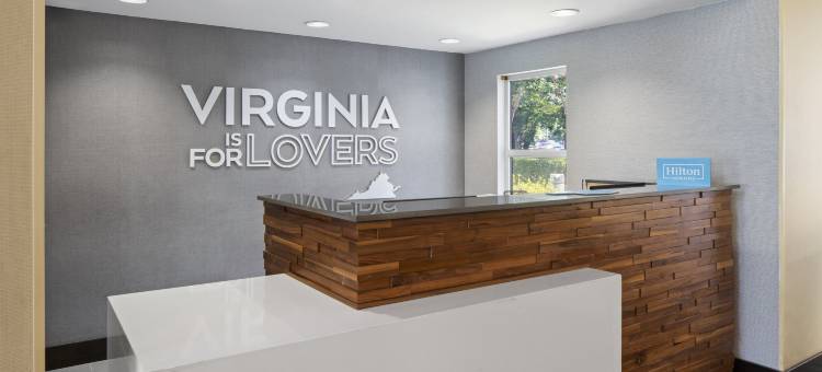 房纽波特纽斯 - 机场 - 奥斯特区域欢朋酒店及套(Hampton Inn & Suites Newport News-Airport (Oyster Point Area))图片