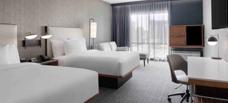 兰辛市中心万怡酒店(Courtyard Lansing Downtown)图片