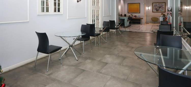 Dancenter  Bekasi  Near Bsi Square Kaliabang图片