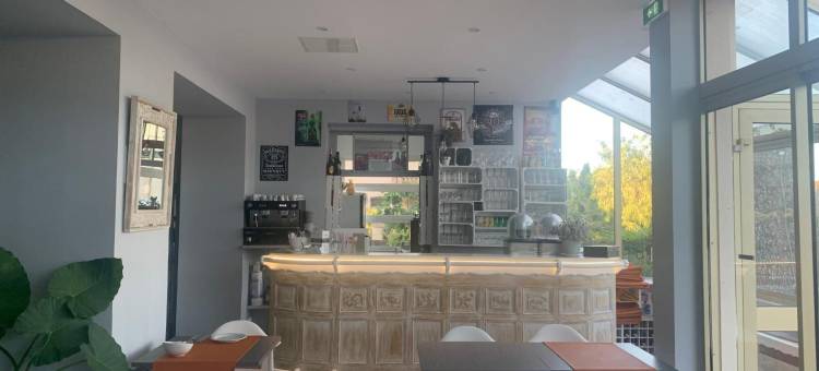 桑图隆酒店(Logis Hotel Restaurant le Kalliste)图片