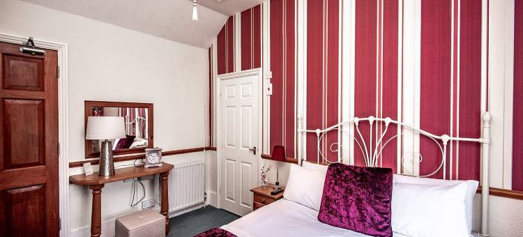 特里维斯沃特霍乡村酒店(Trivelles Waterhall Country Gatwick Hotel & Airport Parking)图片