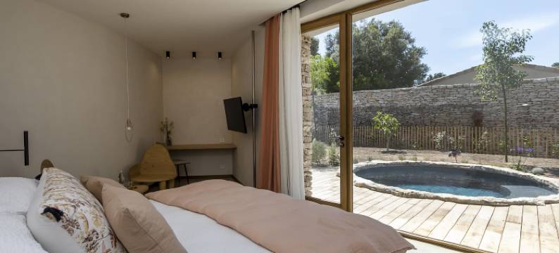 A Speranza 套房，带有私人加热游泳池(A Speranza Suites Avec Piscine Privative chauffée)图片