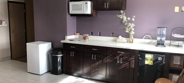 比格沃特羚羊峡谷罗德威套房酒店(Rodeway Inn & Suites Big Water - Antelope Canyon)图片