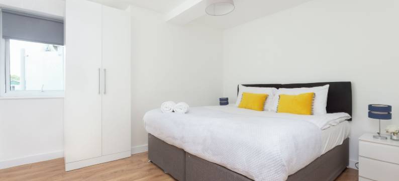 伦敦恩菲尔德的Skyvillion Tower Points - Tower Point 可爱公寓(Skyvillion - Cozy Apartments in Enfield Town with Free Parking & Wifi)图片