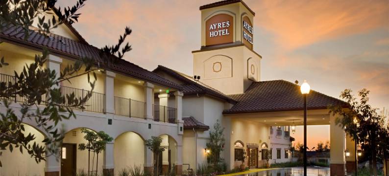 雷德兰兹艾尔酒店(Ayres Hotel Redlands - Loma Linda)图片