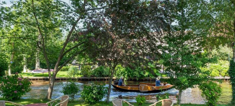 群体之家在羊角村带临水露台(Attractive Farmhouse in Giethoorn with Garden)图片