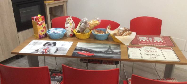 萨莱诺中央家庭旅馆(B&B Cuore di Salerno)图片