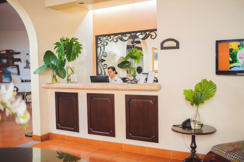 Hotel Los PortalesOver view