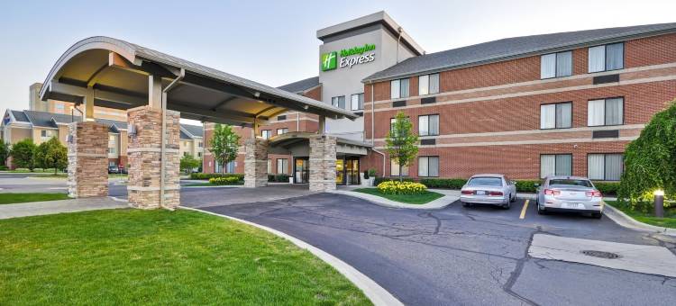 Holiday Inn Express 罗穆勒斯/底特律机场(Holiday Inn Express Romulus / Detroit Airport)图片