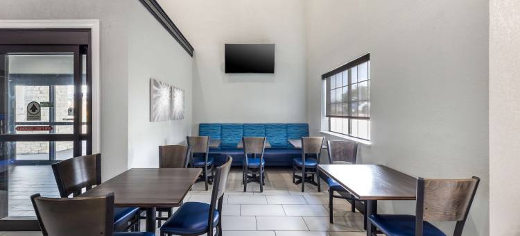 阿托卡贝斯特韦斯特套房酒店(Best Western Atoka Inn  Suites)图片