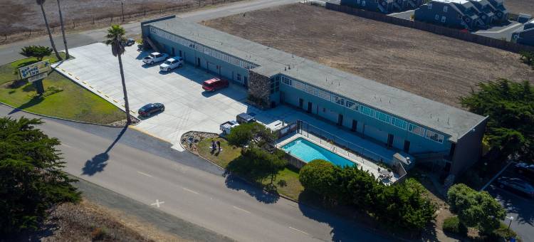 海洋微风旅馆(Sea Breeze Inn - San Simeon)图片