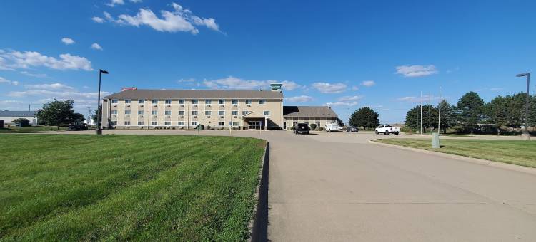 埃尔德里奇达文波特北凯艺套房酒店(Quality Inn & Suites Eldridge Davenport North)图片
