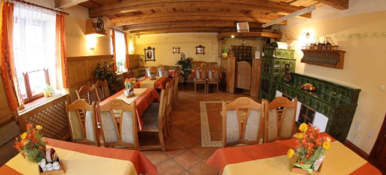 玛勒鲁纳拉巴赫公寓(Mahleruv Penzion Na Hradbach)图片