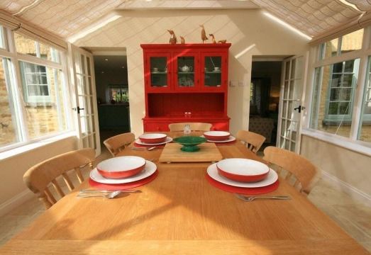 Keen Cottage Hotel Overview